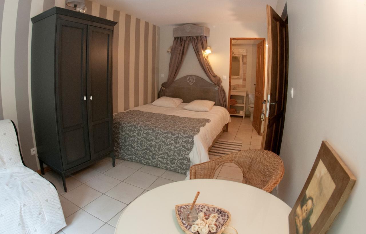 Bed and Breakfast La Clé des Bois Le Bourg-dʼOisans Exterior foto