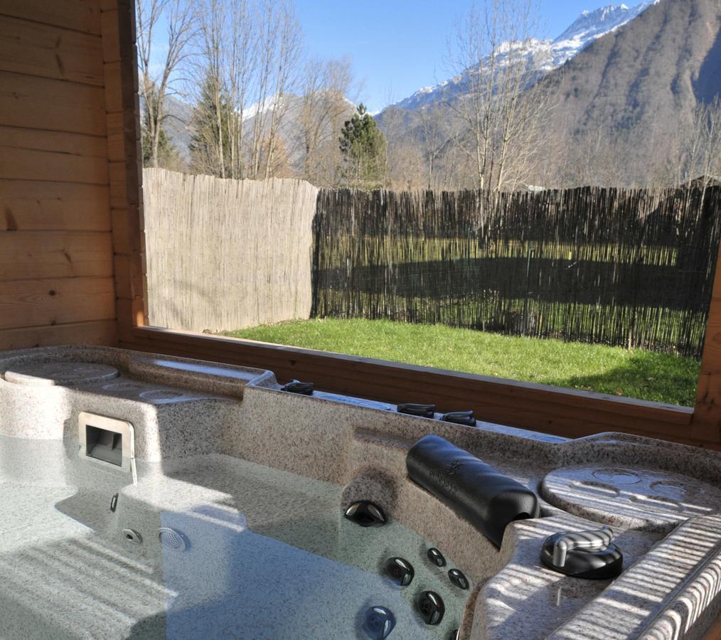 Bed and Breakfast La Clé des Bois Le Bourg-dʼOisans Exterior foto