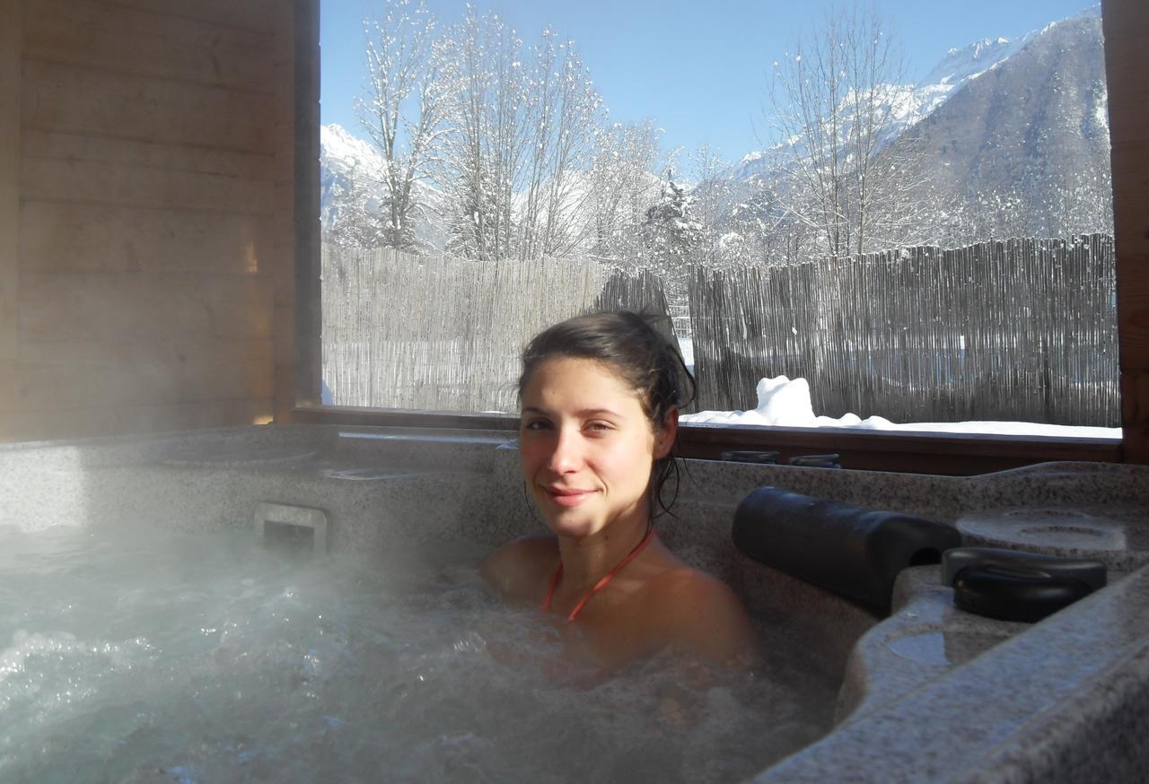 Bed and Breakfast La Clé des Bois Le Bourg-dʼOisans Exterior foto
